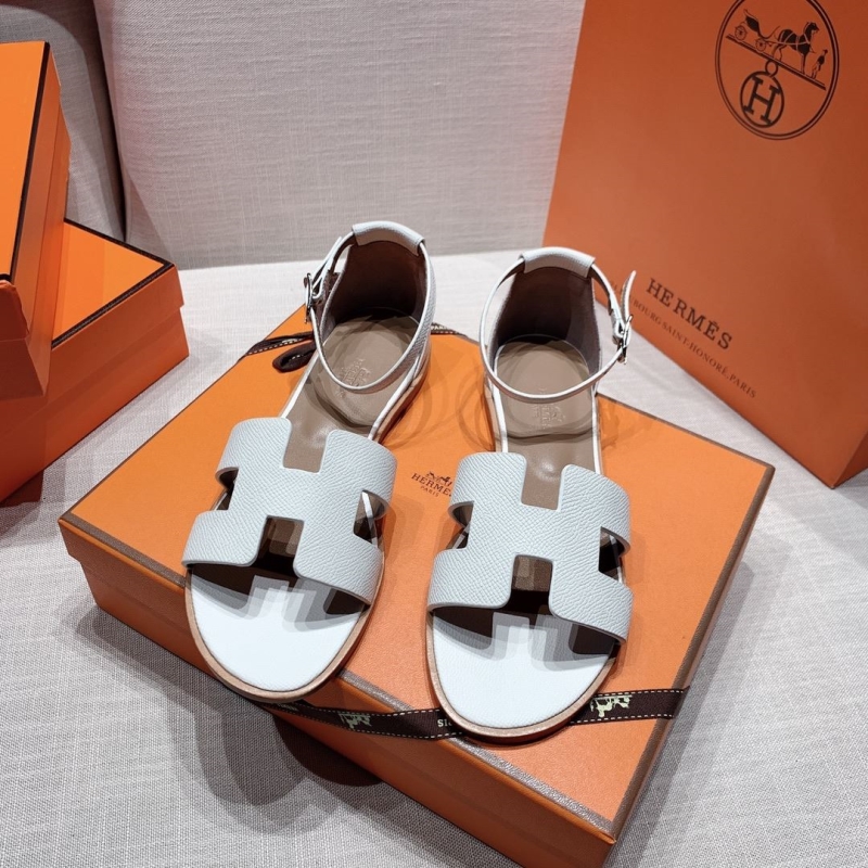 H**mes slippers